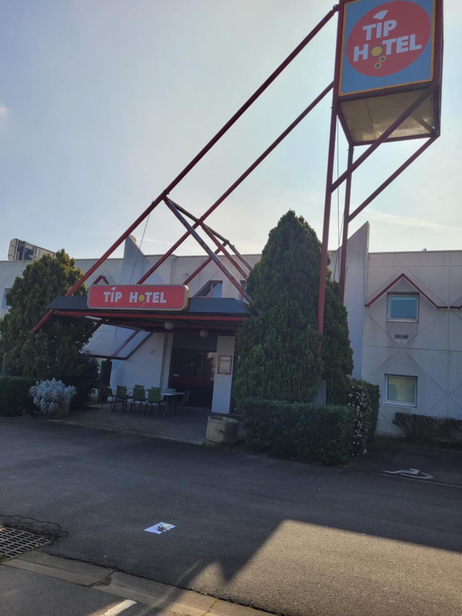 Tip Hotel Cambrai Ex Hotel F1 Exterior photo